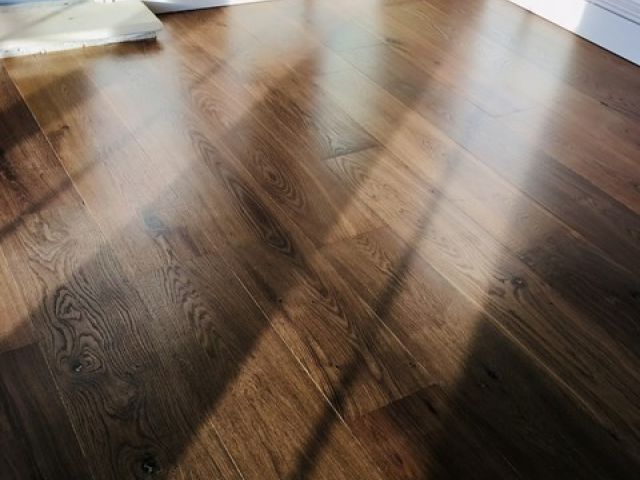 classic-floor-cleaning (18)-kireth-ai